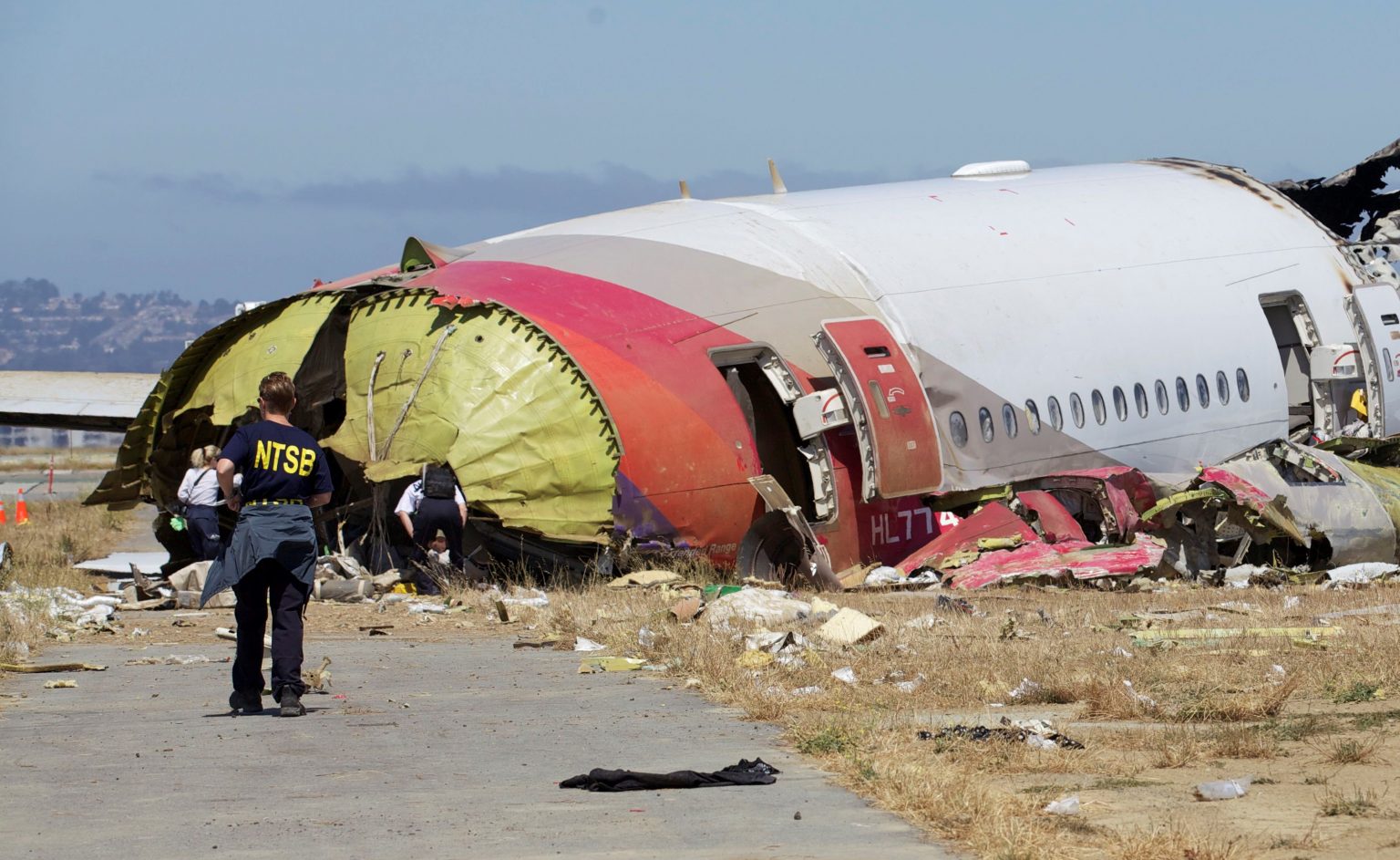 Asiana-Airlines-plane-crash-in-San-Fransico-in-2013-photo-NTSB-2-1536x943