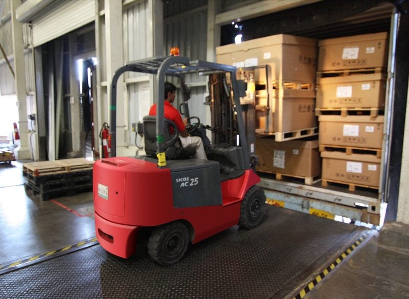 forklift-835342_1920-800×585-3